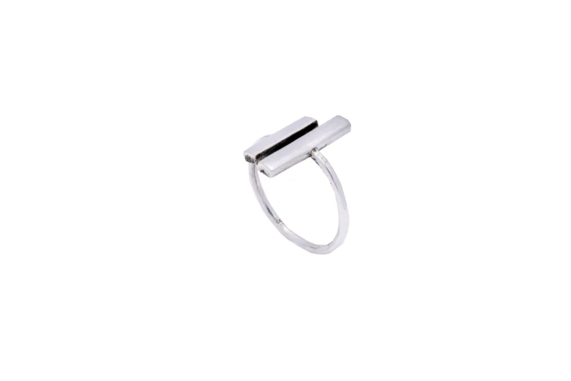 Minimalist Twin Bar 925 Silver Ring – Modern Elegance Redefined - Image 3