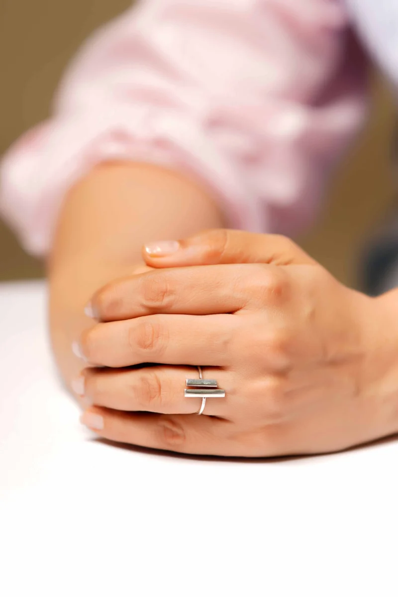 Minimalist Twin Bar 925 Silver Ring – Modern Elegance Redefined - Image 5