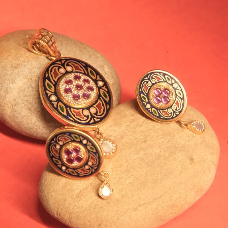 "Elegant Enameled Pendant Set – A Splash of Colorful Grace"