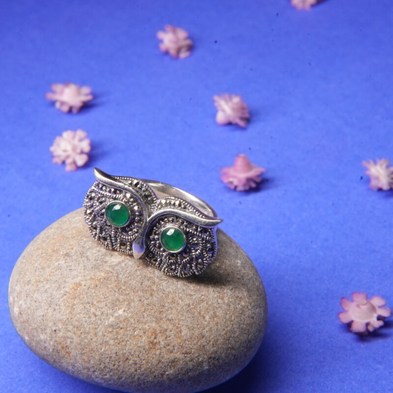 Whimsical 925 Sterling Silver Owl Ring with Green Gem Eyes – Handcrafted Antique Finish - Image 2