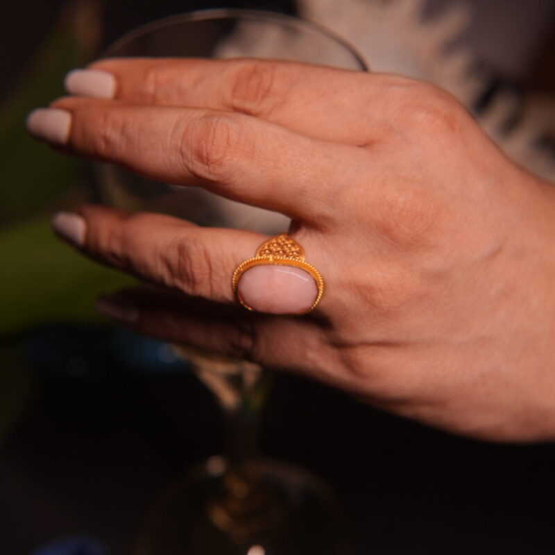 Royal 22Kt Gold Pink Stone Statement Ring - Image 2