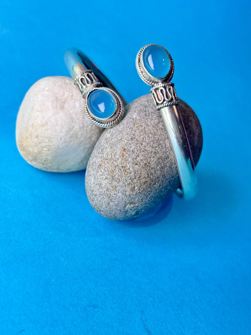 Elegant Silver Bracelet with Blue Gemstone Accents