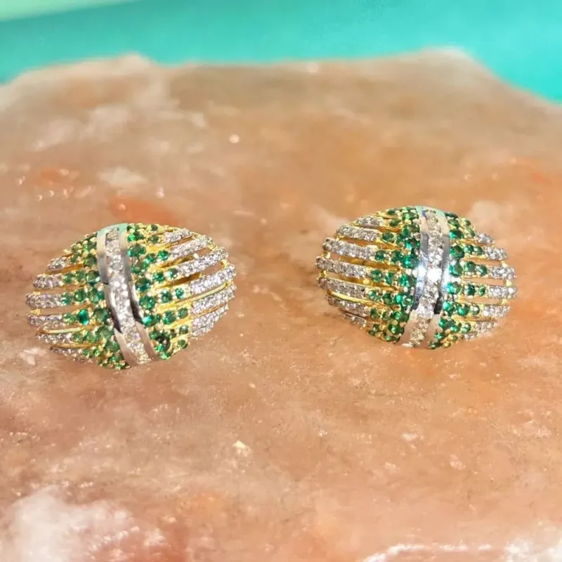 Elegant Diamond & Emerald Stud Earrings - Image 3