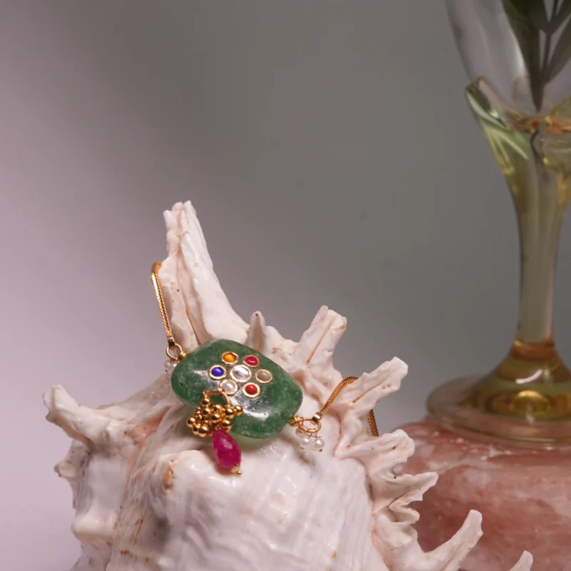 22Kt Gold Green Stone Navratna Pendant with Chain - Image 2