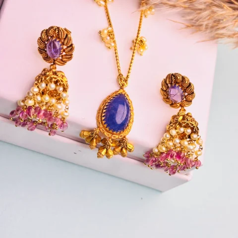 Elegant 22Kt Gold Chain Pendant with Matching Earrings – Purple Gemstone & Pearl Design