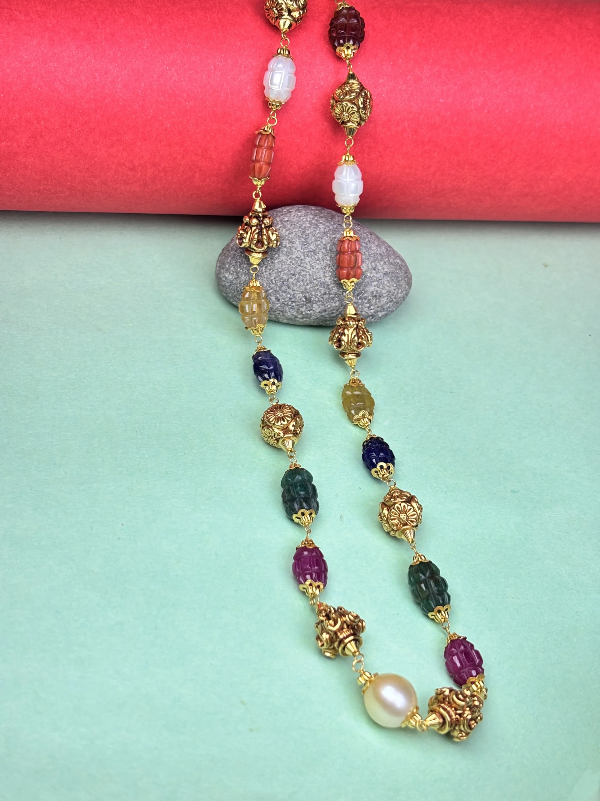 22Kt Gold Navratan Chain with Gemstones & Pearl - Image 2