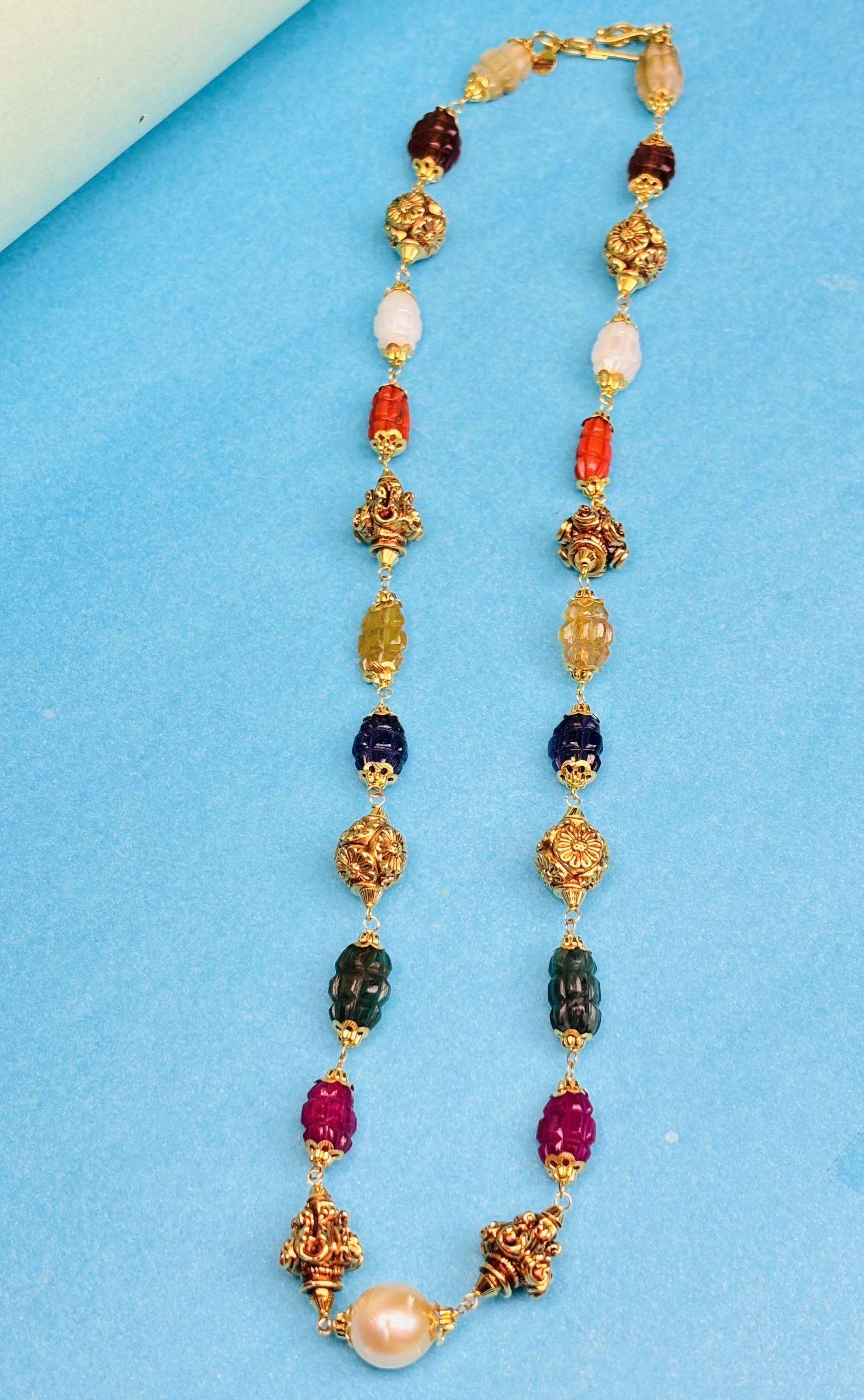 22Kt Gold Navratan Chain with Gemstones & Pearl - Image 3