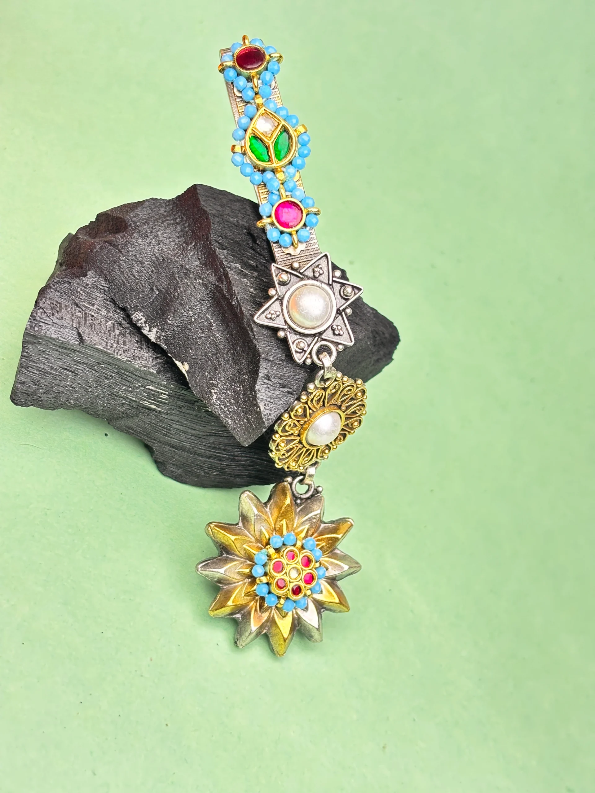 Elegant Silver Keyring with Colorful Stones & Intricate Floral Design - Image 2