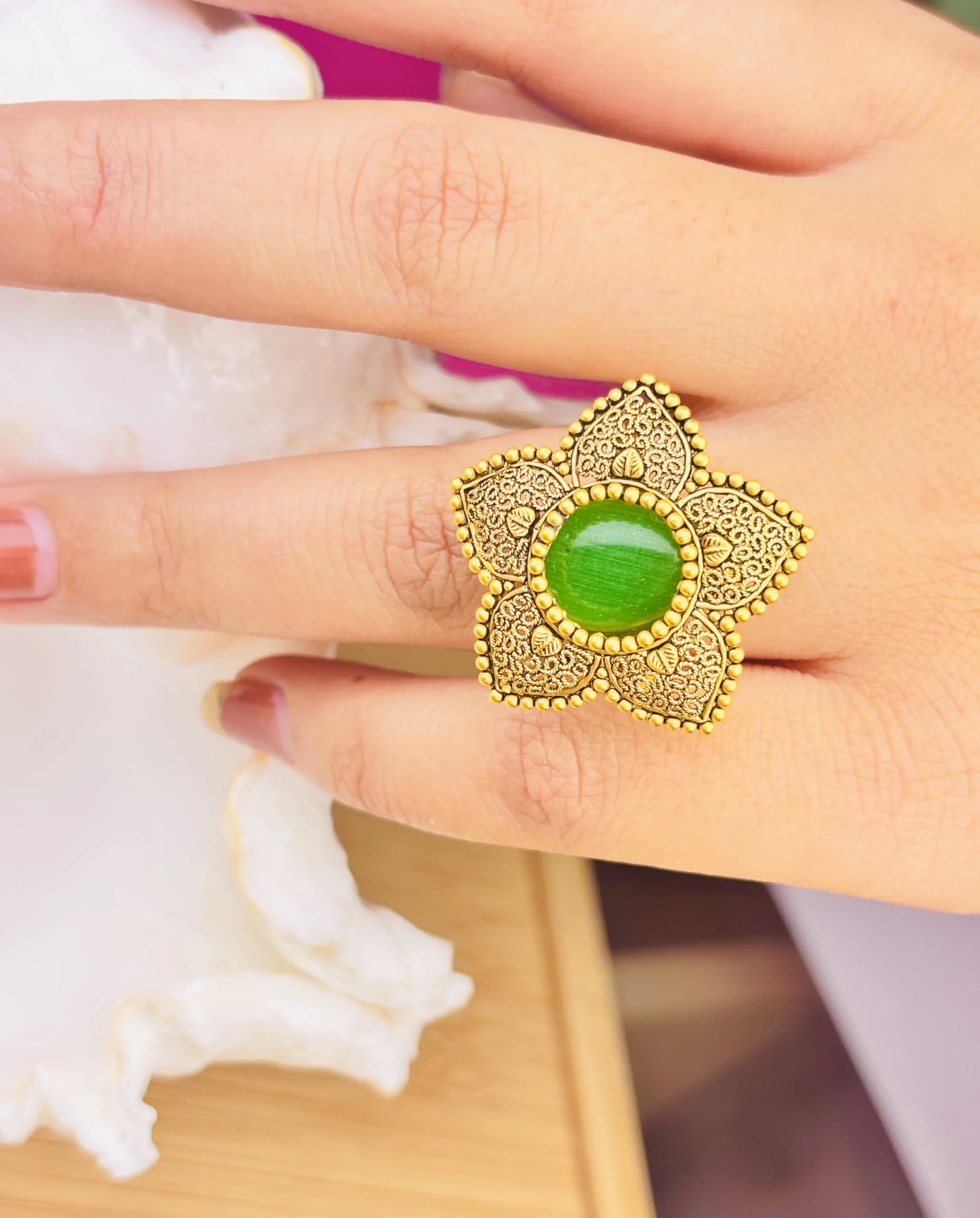 Exquisite 22kt Gold Floral Ring with Green Stone โ Handcrafted Heritage Elegance - Image 4