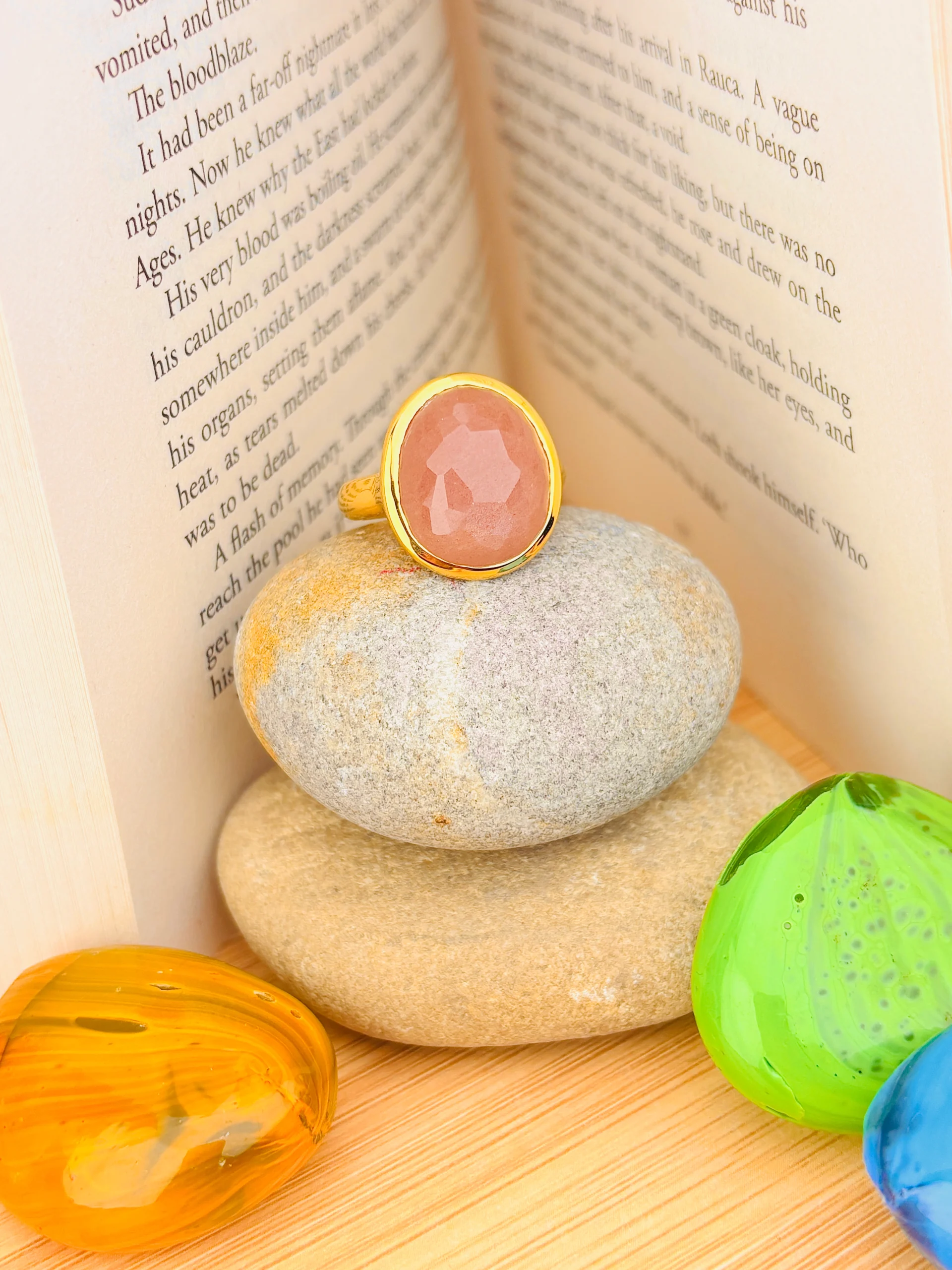 Gold-Plated 925 Sterling Silver Ring with Faceted Blush Pink Gemstone - Image 2